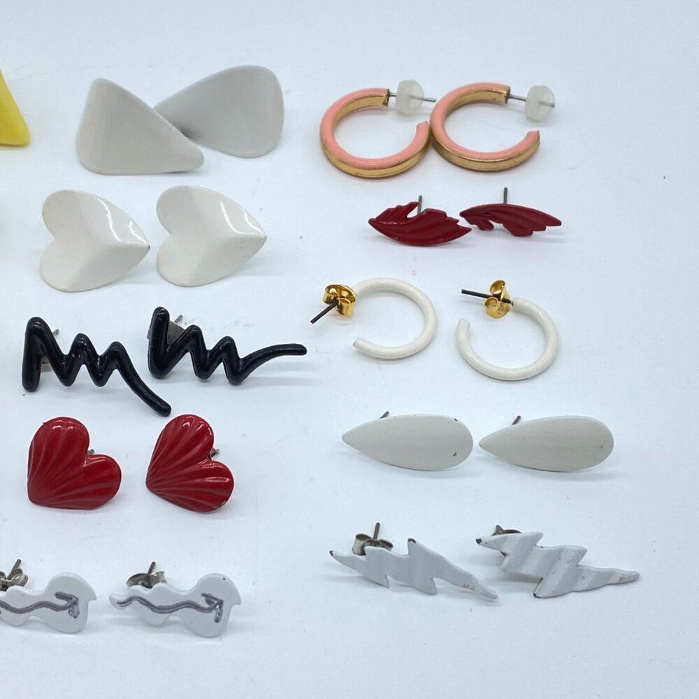 Vtg 80s Statement Earrings Lot of 20 Geometric Abstract Designs Mixed Colors - Picture 3 of 12